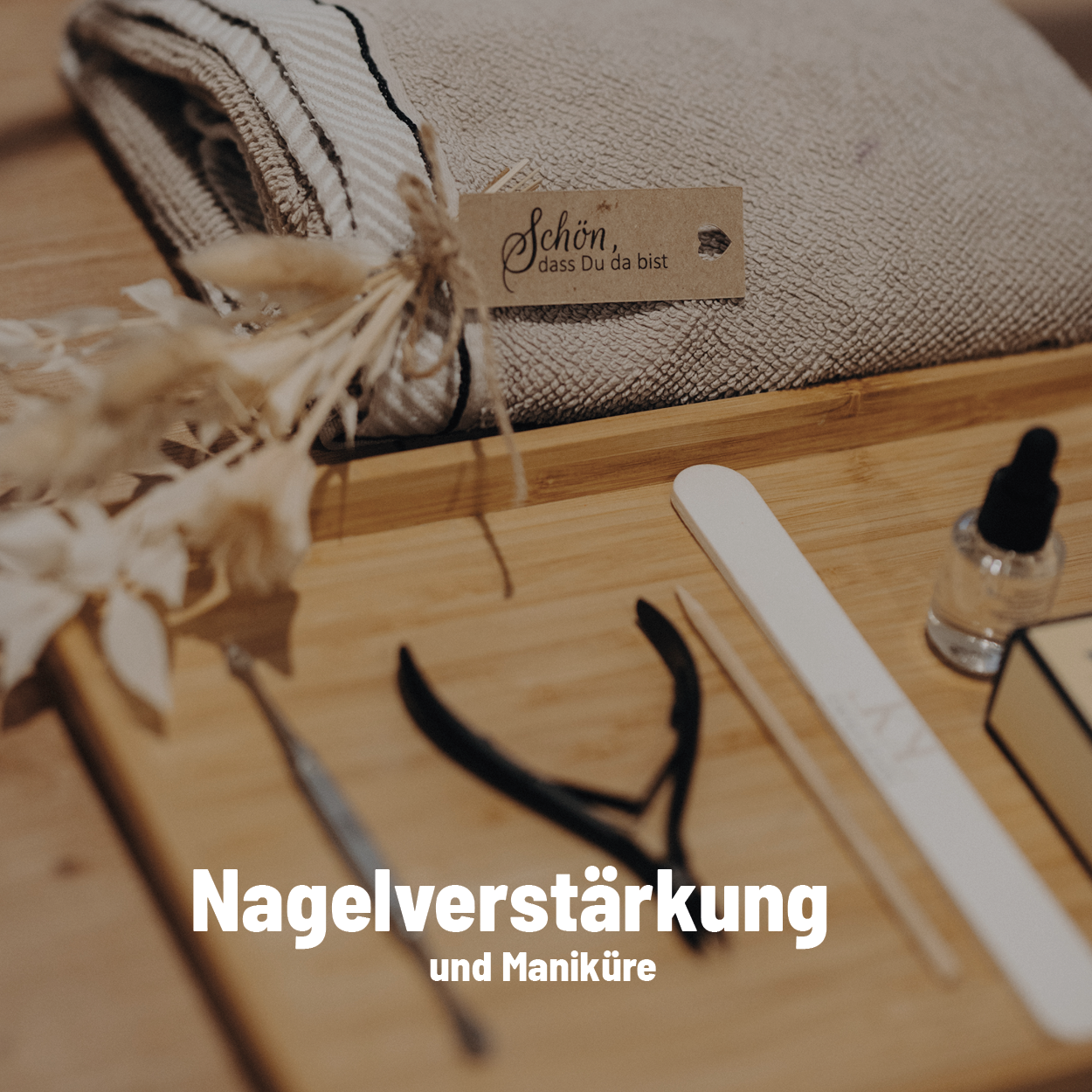 Nagelverstärkung und Maniküre in Viehhausen/Wals